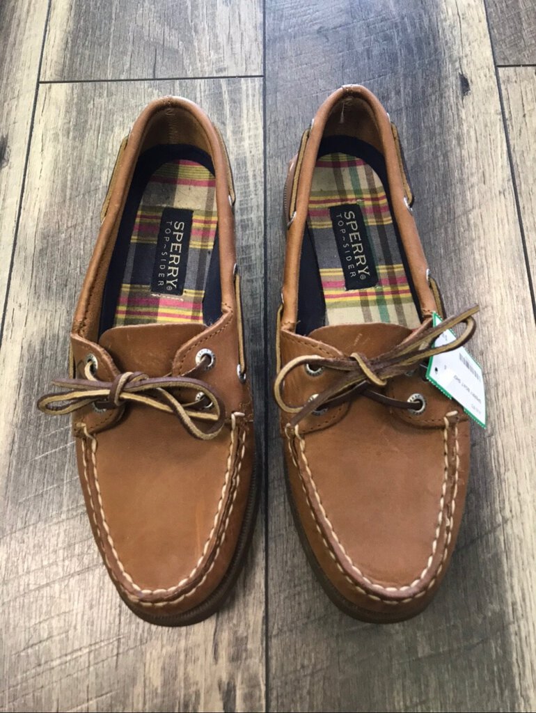 BOAT SHOES