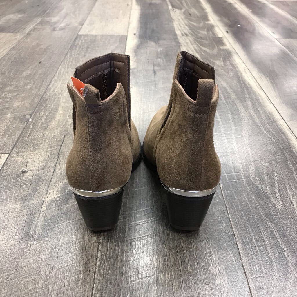 TAN/SILVER TOE BOOTIE