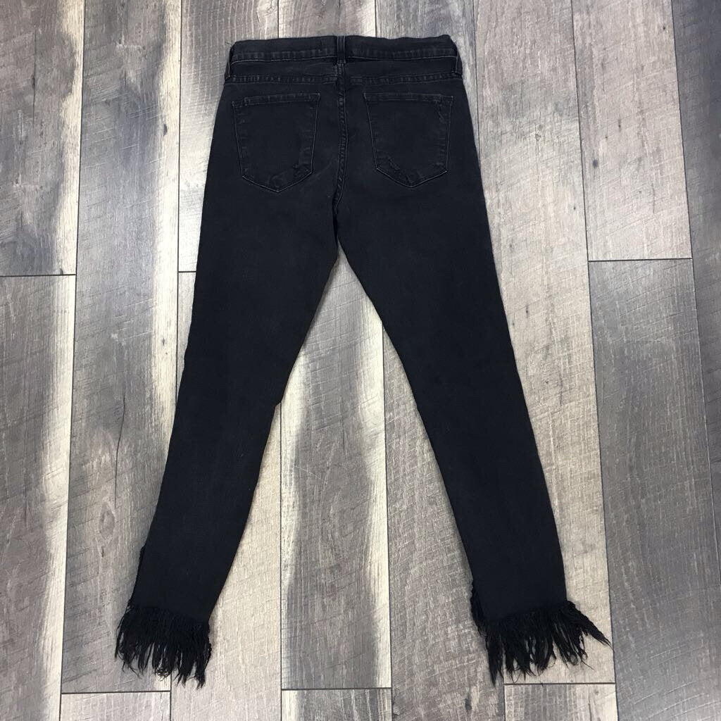 BLK SCARECROW FRAY SKINNY