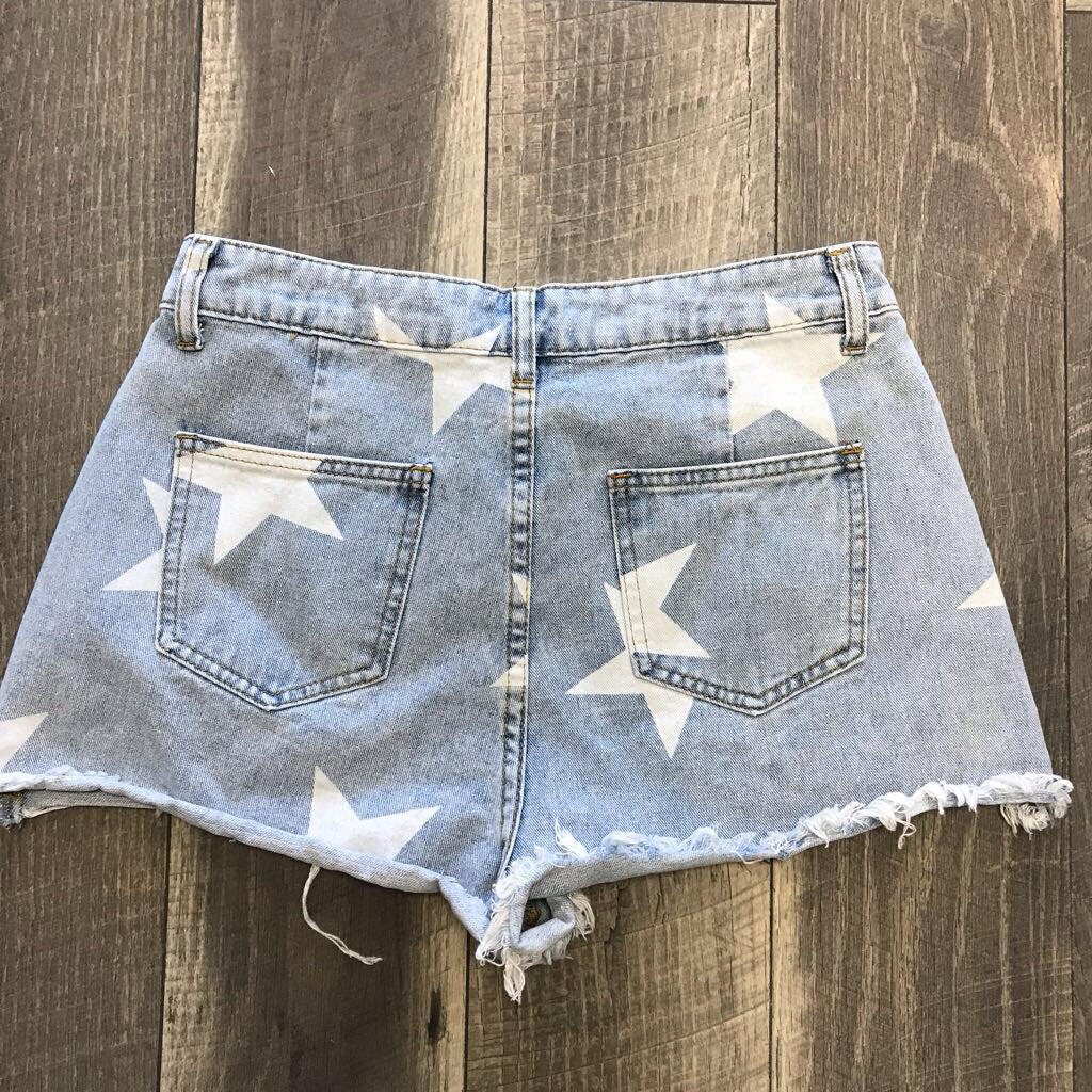 STAR DENIM SHORT