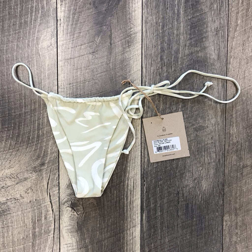 LT GREEN SWIM BOTTOMS-NWT