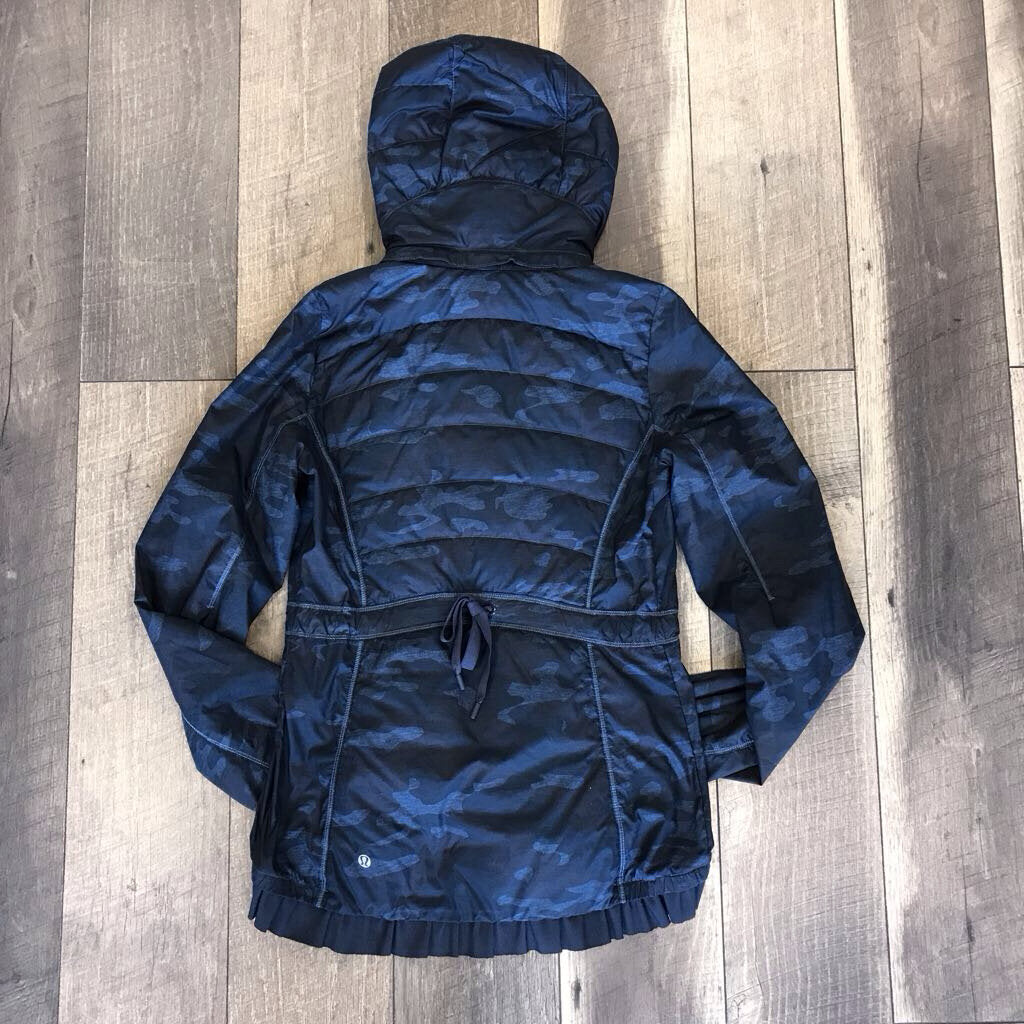 NAVY CAMO JACKET