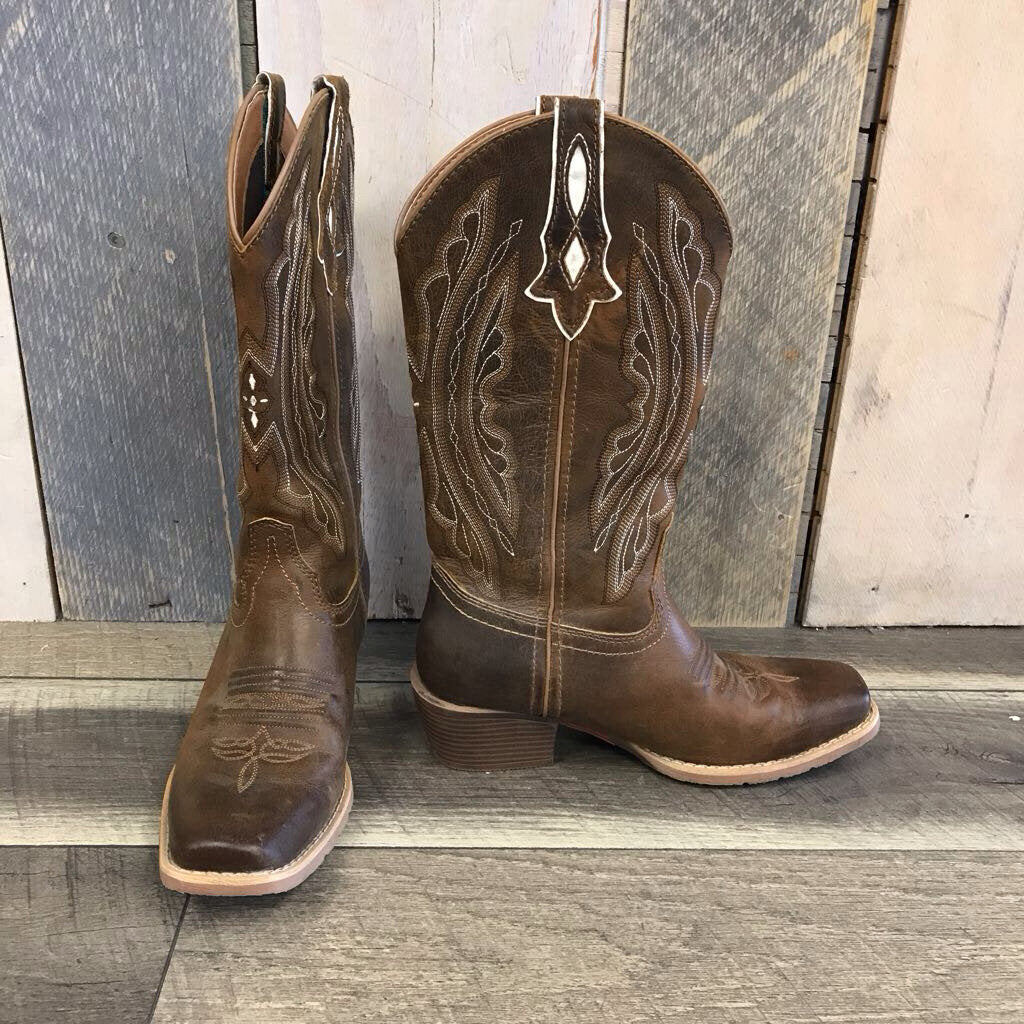 BROWN WESTERN BOOTS