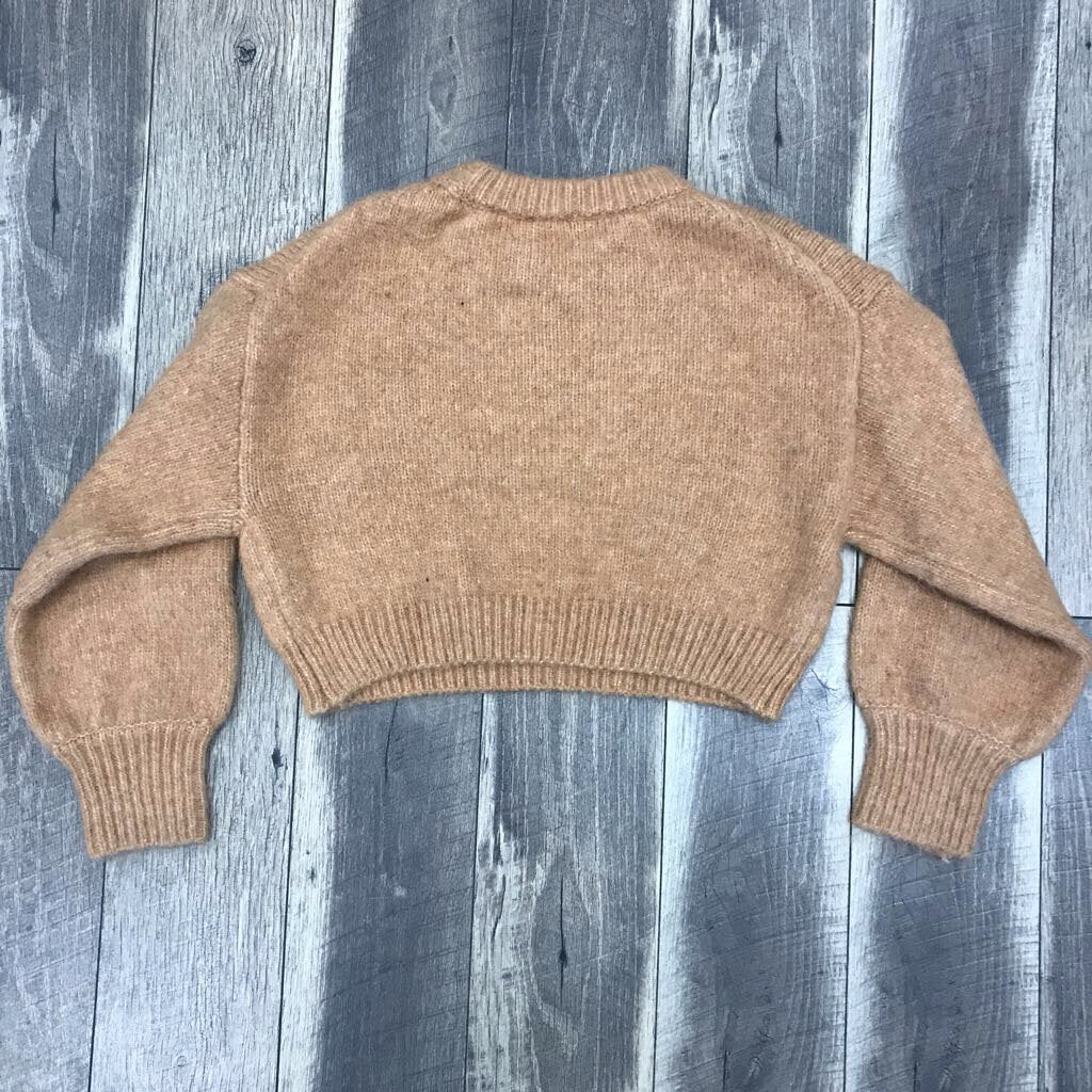 CAMEL CROP SWEATER