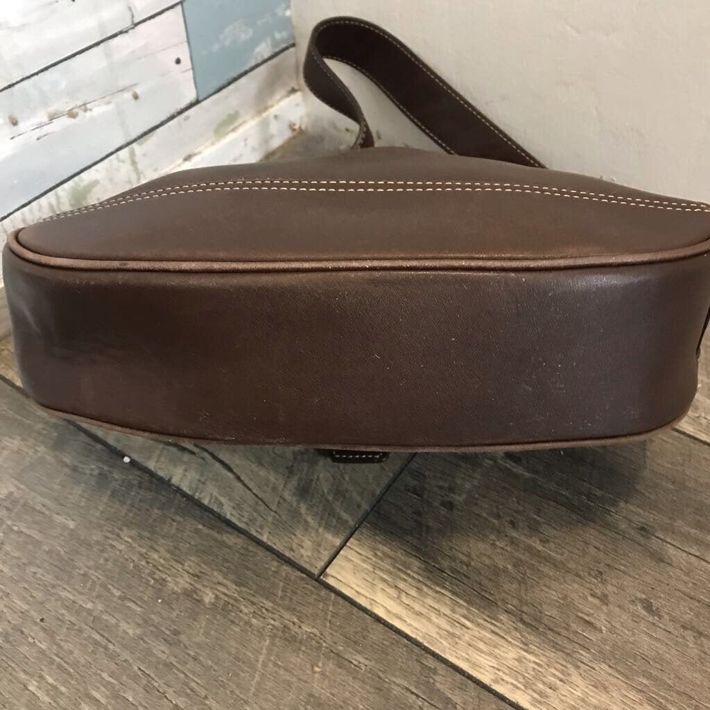 VINTAGE BROWN HAMPTONS HOBO BAG