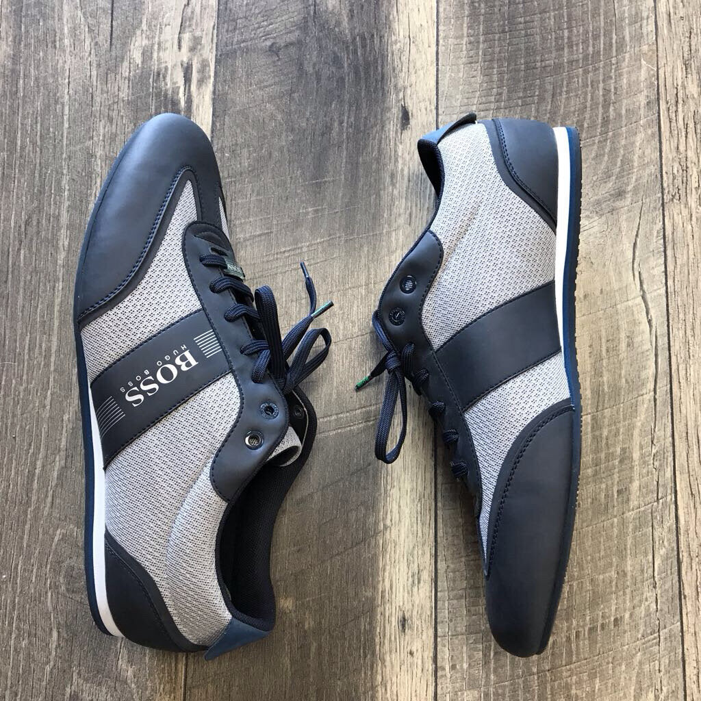GRAY LIGHTER TRAINERS