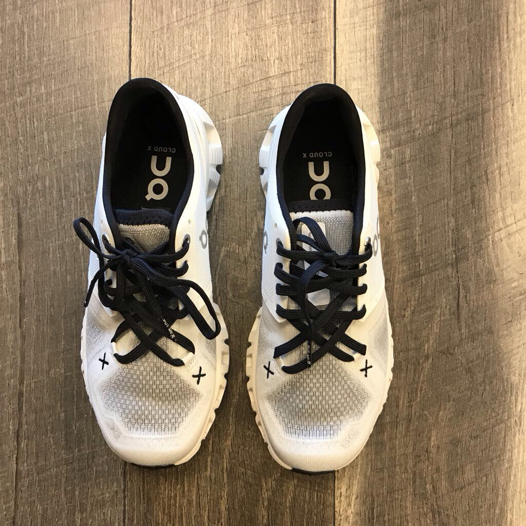 WHITE/BLK CLOUD X3- NEW