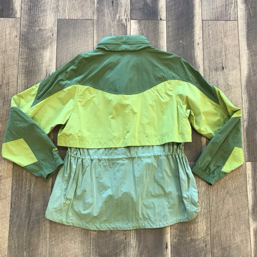 GREEN WINDBREAKER