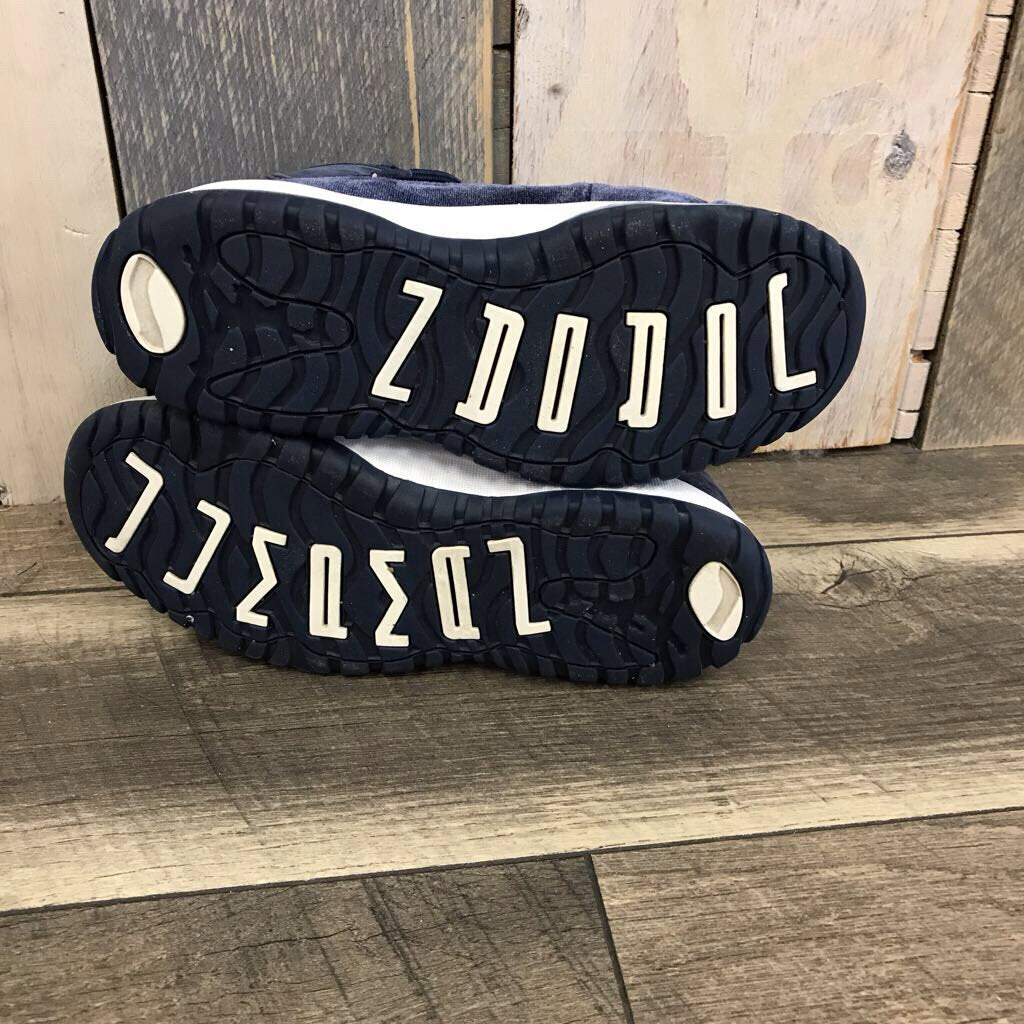 MIDNIGHT NAVY VELVET HI TOP SNEAKER