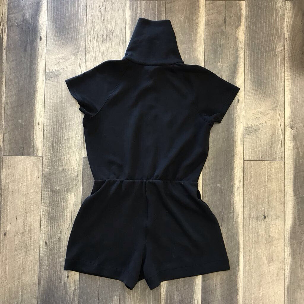 BLK QUARTER ZIP SHORT ROMPER