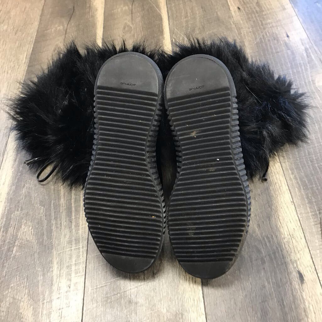 BLK SKI APE FAUX FUR BOOTS