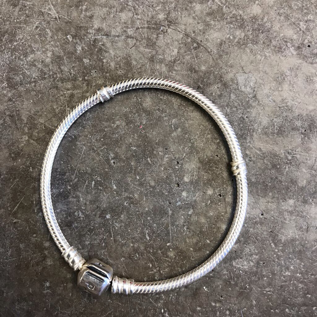 SILVER PANDORA BRACELET