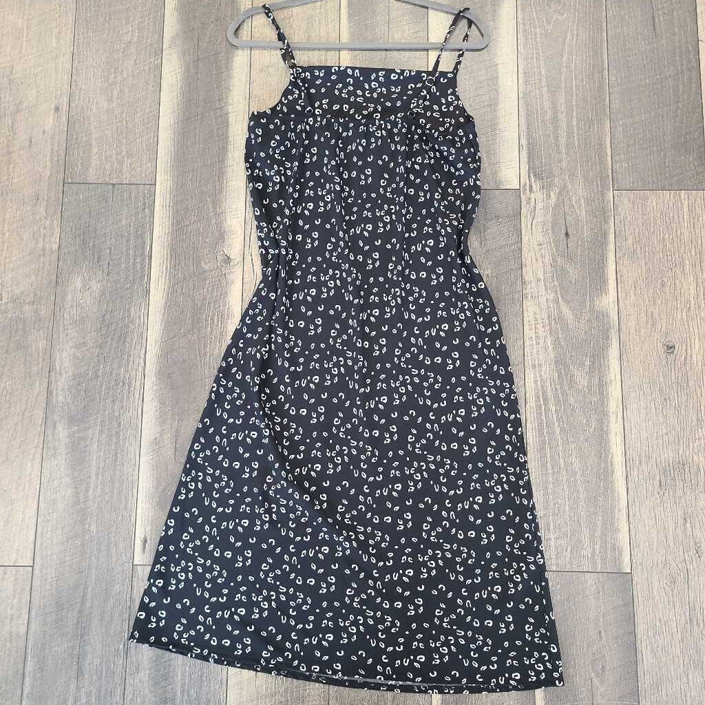 BLK PRINT DRESS-NWT