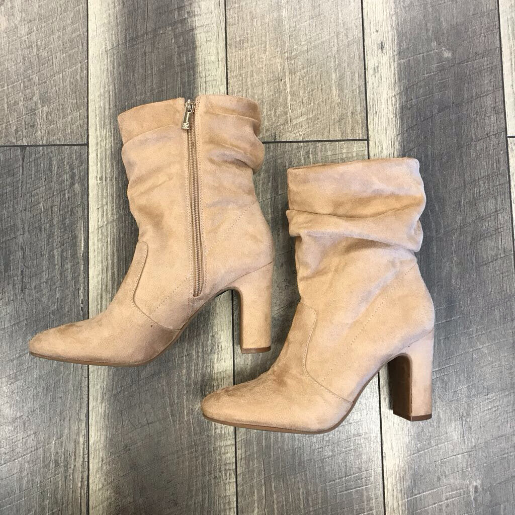 CAMEL SUEDE BOOT