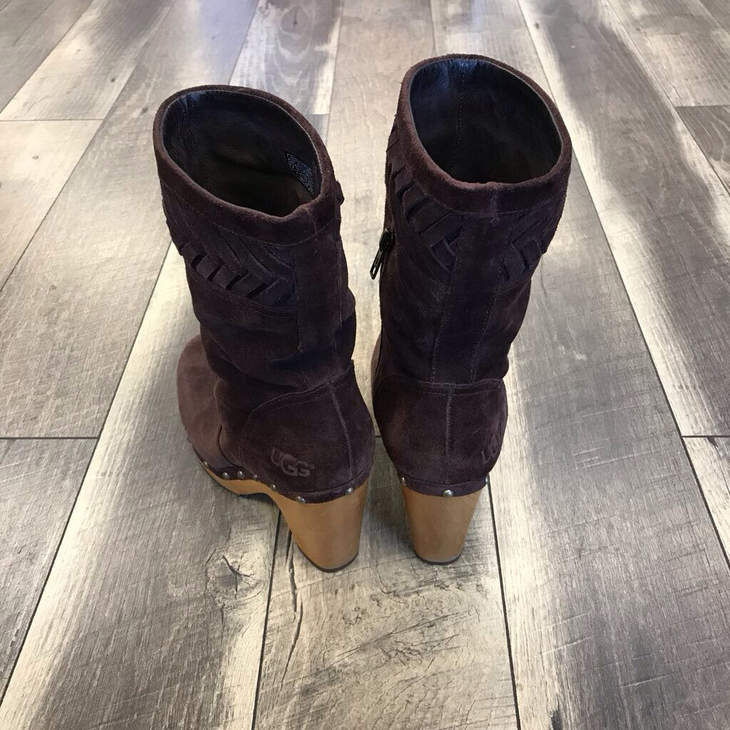 BROWN SUEDED WOODEN HEEL BOOT