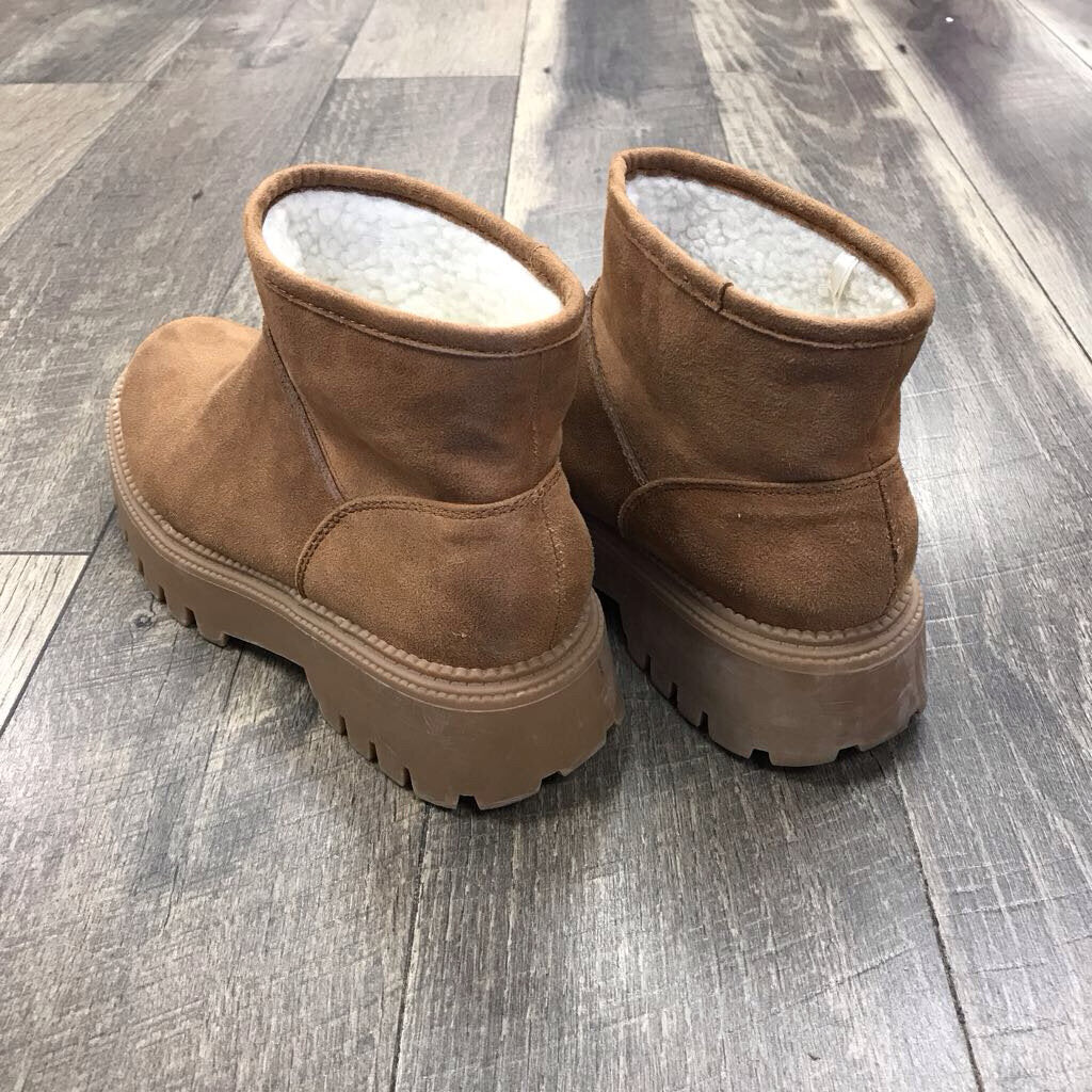 CAMEL PLATFORM BOOT