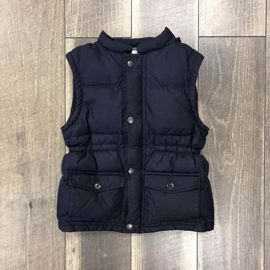 NAVY PUFFER VEST