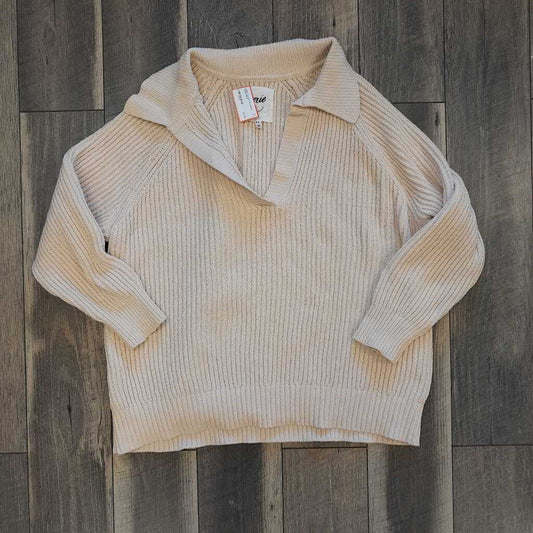 CREAM COLLARED SWEATER