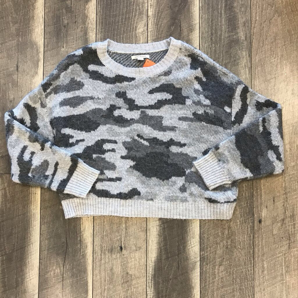 GREY CAMO SWEATER