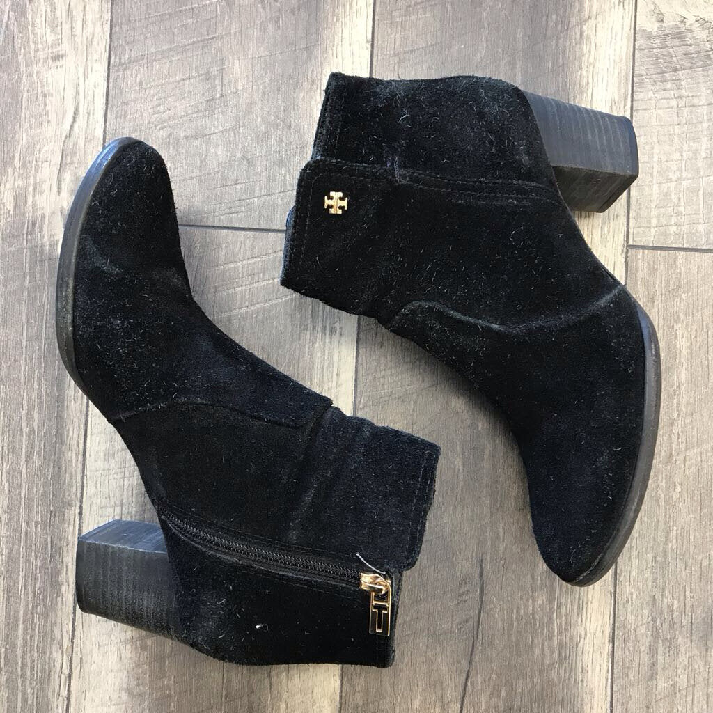 BLK SUEDE ANKLE BOOTS-AS IS