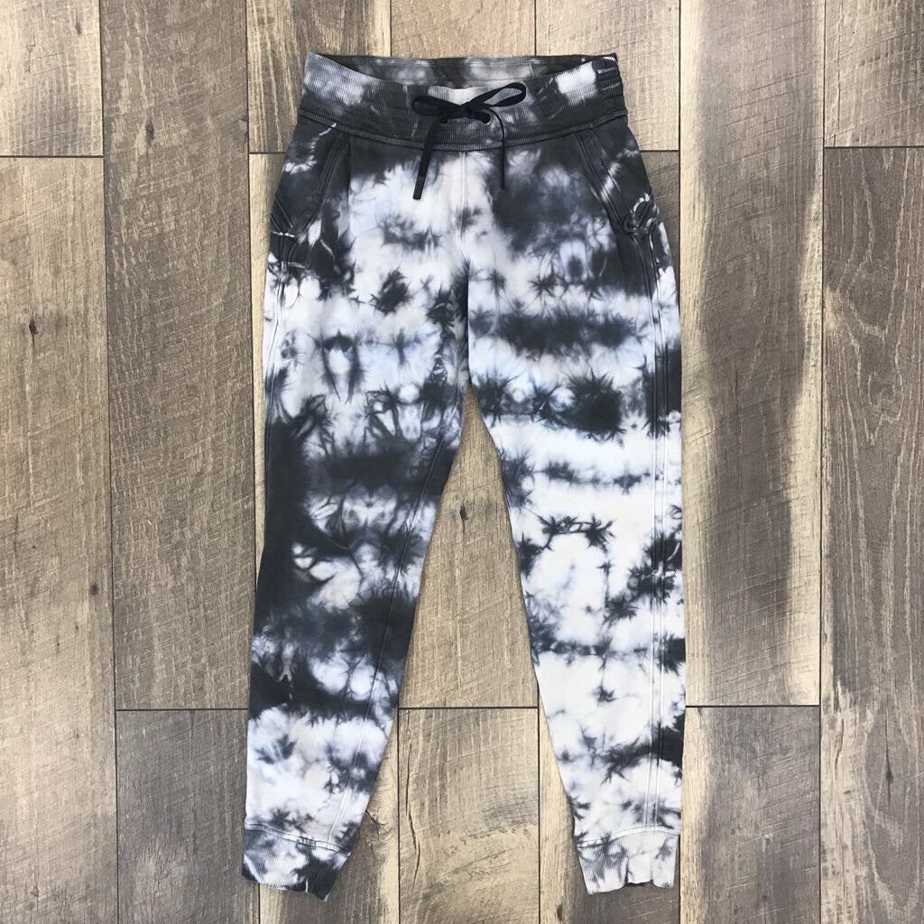 GRAY TIE DYE JOGGERS