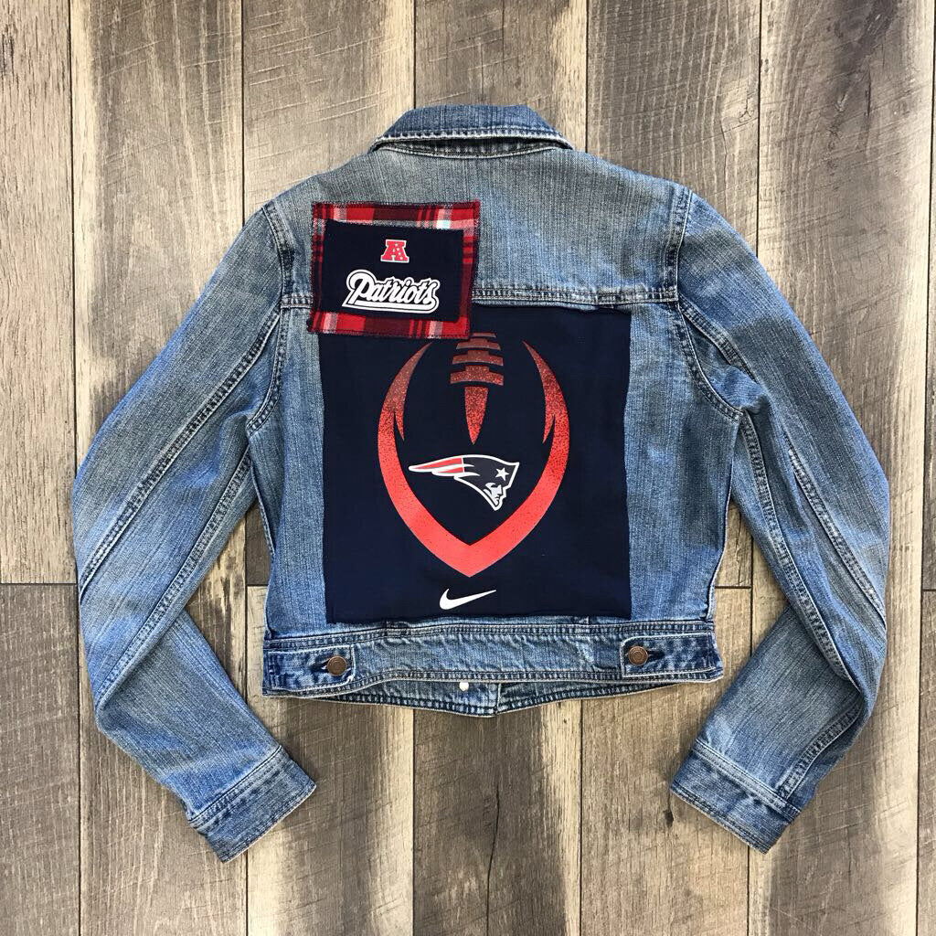 PATS UPCYCLED JEAN JACKET