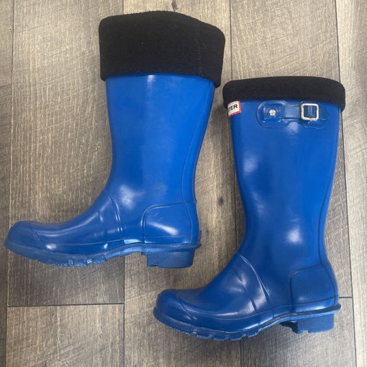 BLUE RAINBOOTS W/ WELLIE SOCKS