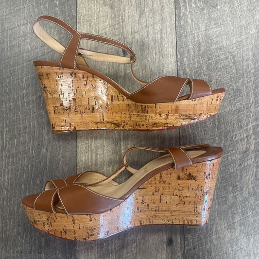 BROWN LEATHER WEDGE