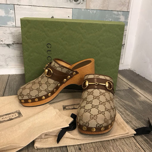 AUTHENTIC SIGNATURE HORSE BIT CLOGS-NEW
