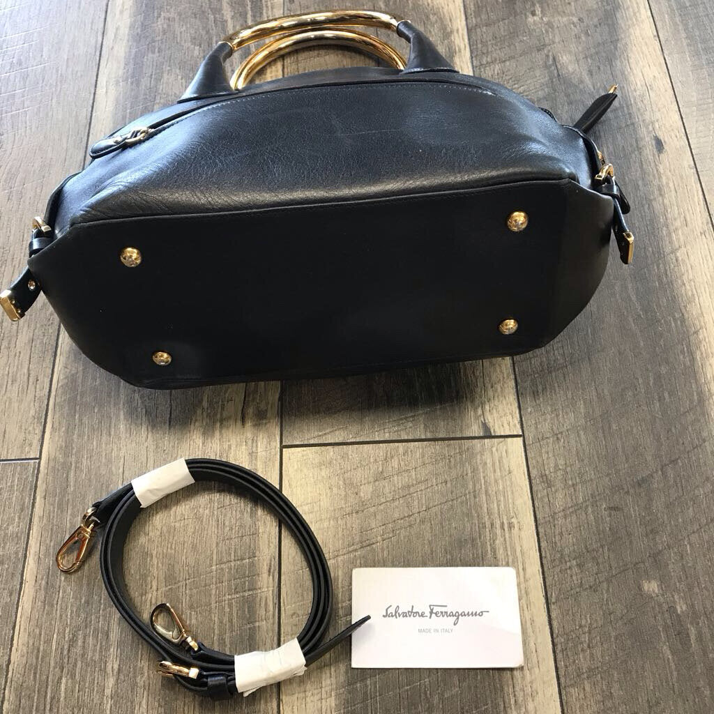 AUTH BLACK FIAMMA METAL HANDLE SATCHEL
