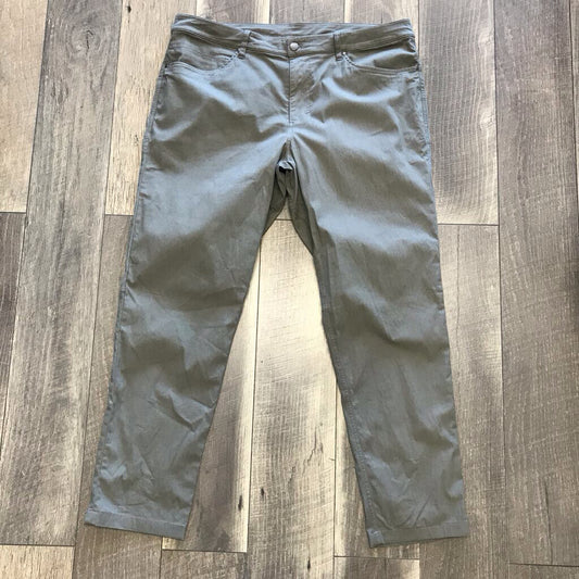 GREEN PANTS