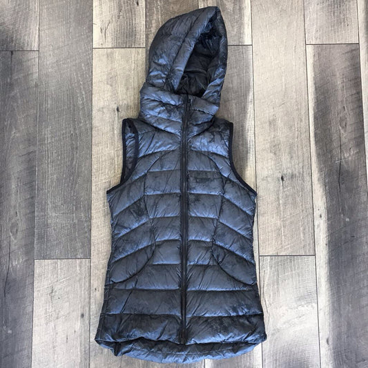 SMOKEY GREY PACKABLE VEST