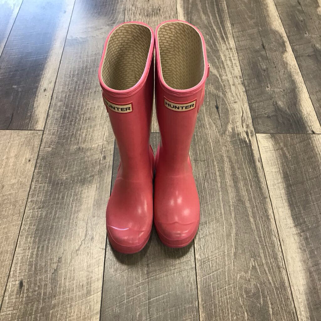 PINK RAIN BOOTS