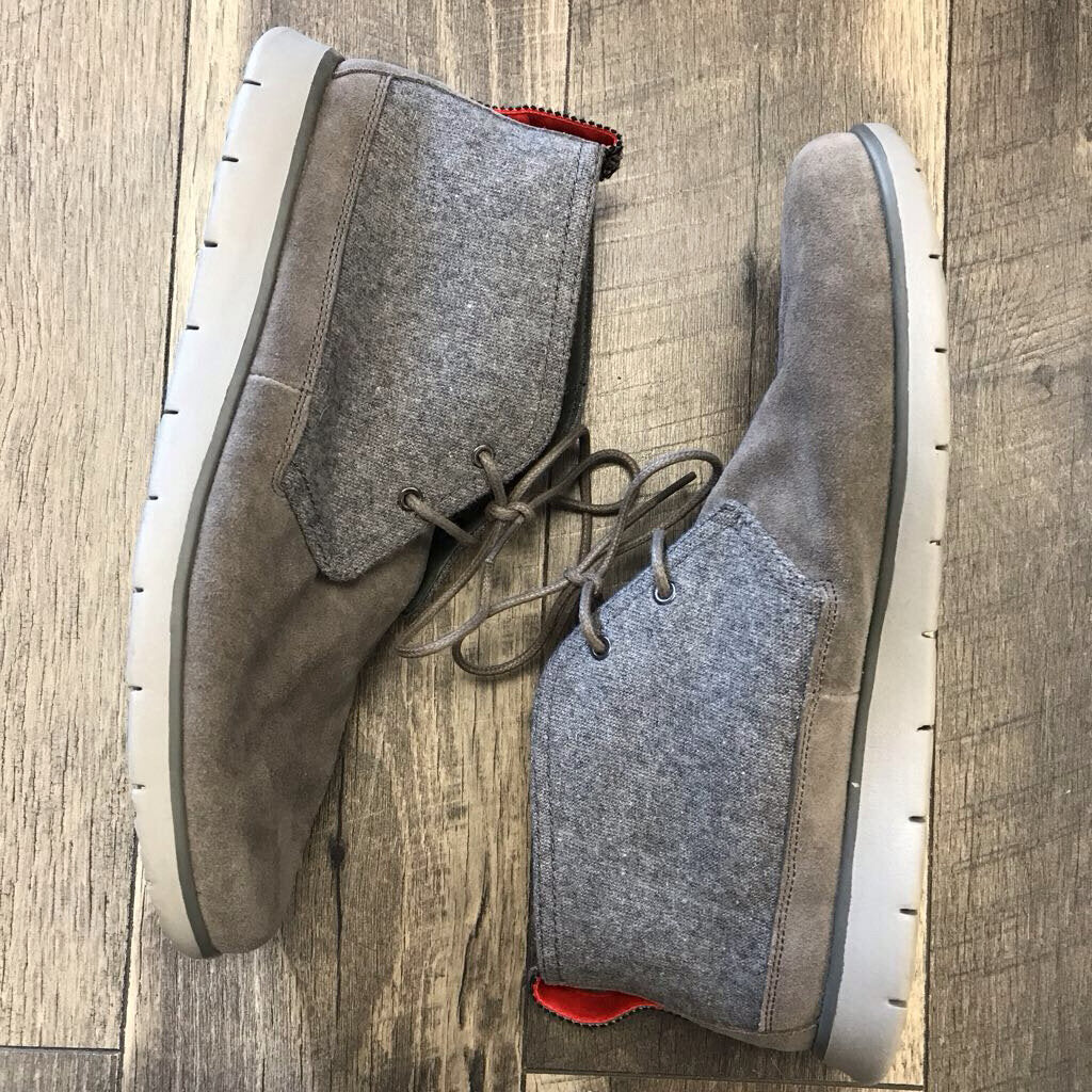 GREY MENS ANKLE BOOTIE