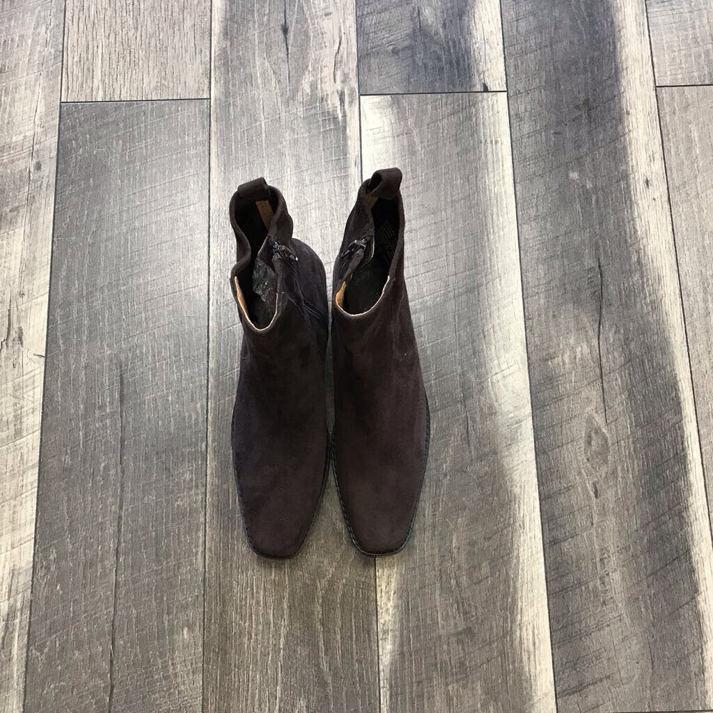 BROWN SUEDE ANKLE BOOT-NEW