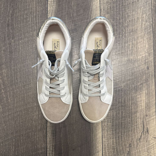 TAN STAR SNEAKER
