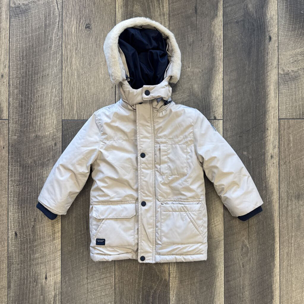 BEIGE WINTER JACKET W/ FUR TRIM