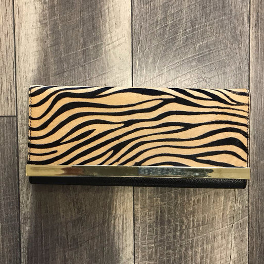 ZEBRA PRINT CLUTCH