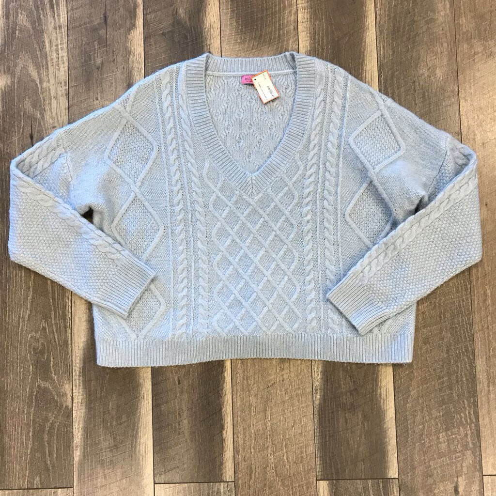 BLUE KNIT SWEATER