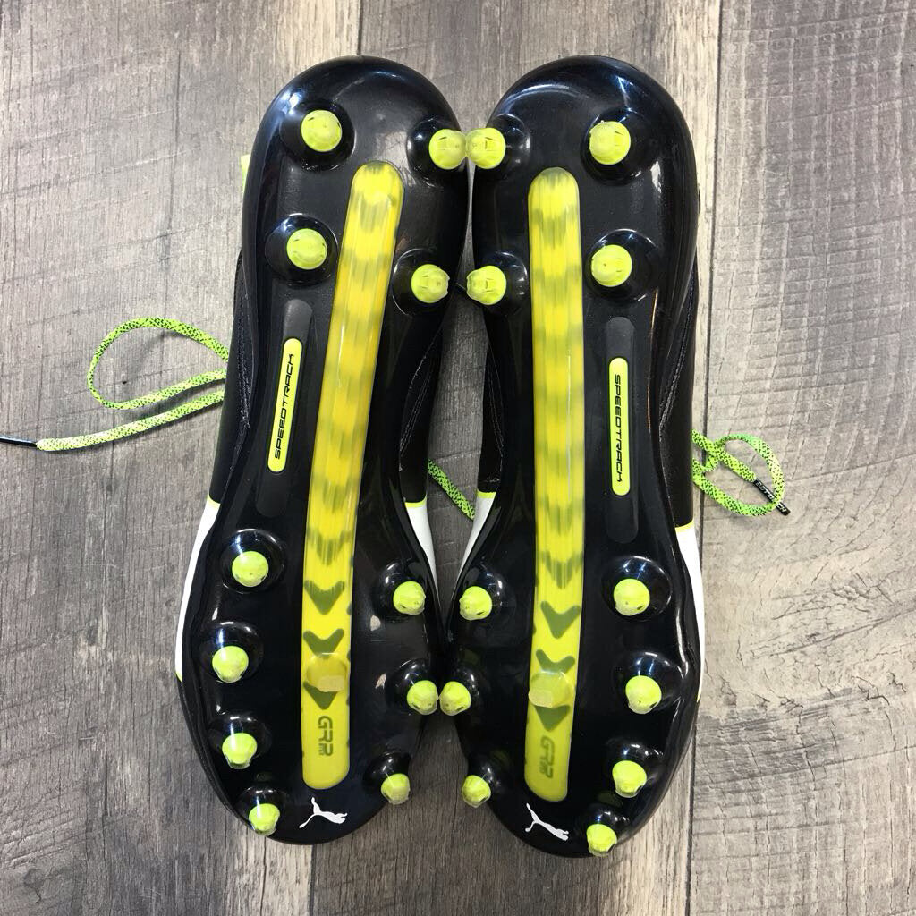 BLK NEON CLEAT