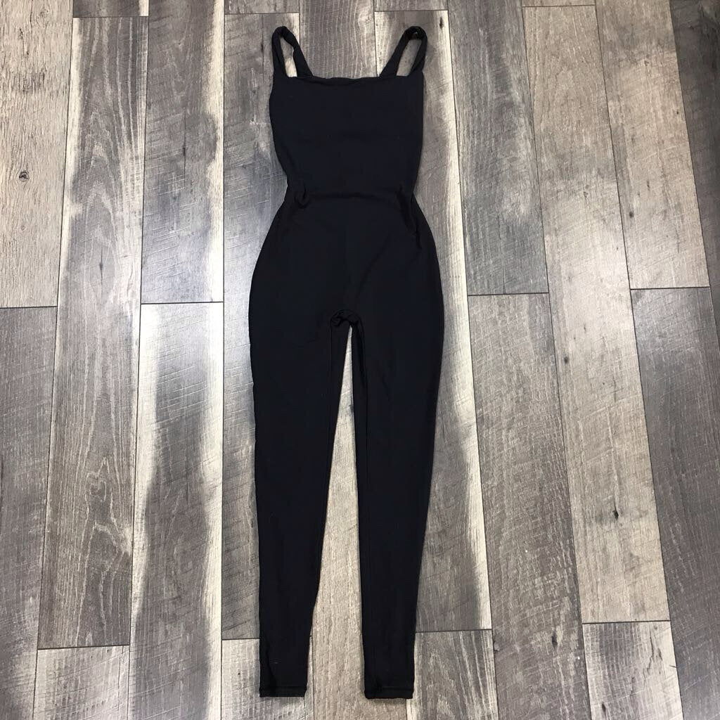 BLACK SKIMS SQUARE NECK BODYSUIT