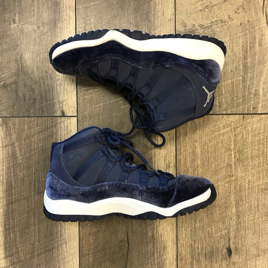 MIDNIGHT NAVY VELVET HI TOP SNEAKER