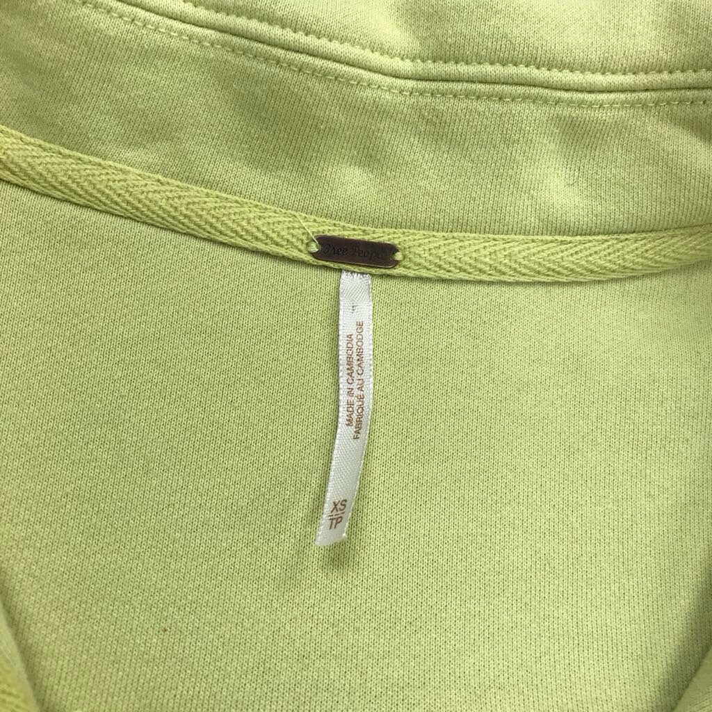 LIME GREEN BUTTON UP