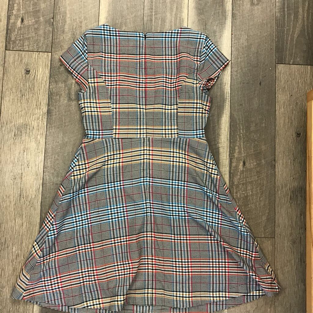 NWT SOFT PLAID FITTED DRESS