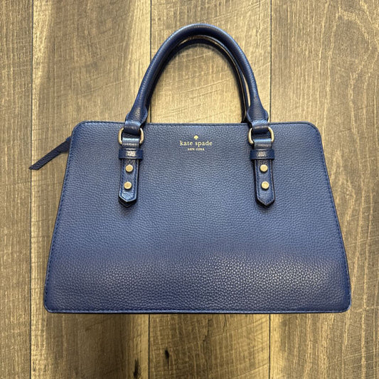 NAVY PEBBLED HAND BAG