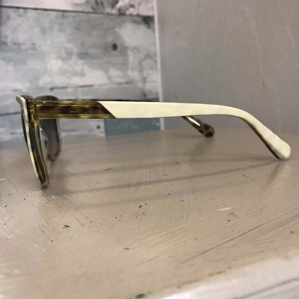 LIGHT CATEYE SUNGLASS