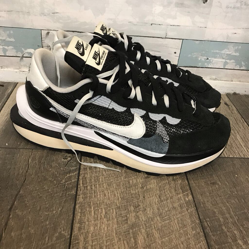 BLK SACAI VAPORWAFFLE