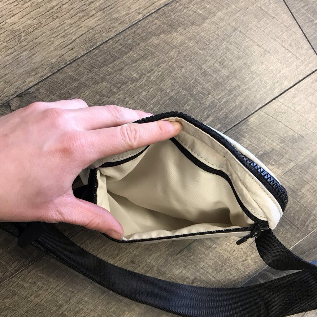 PALE BEIGE BELT BAG