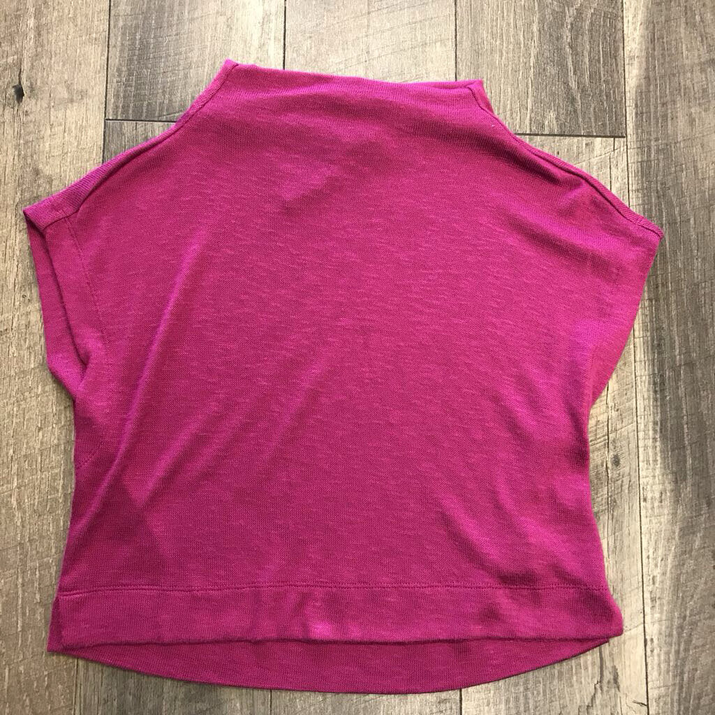 MAGENTA KNIT SLEEVELESS