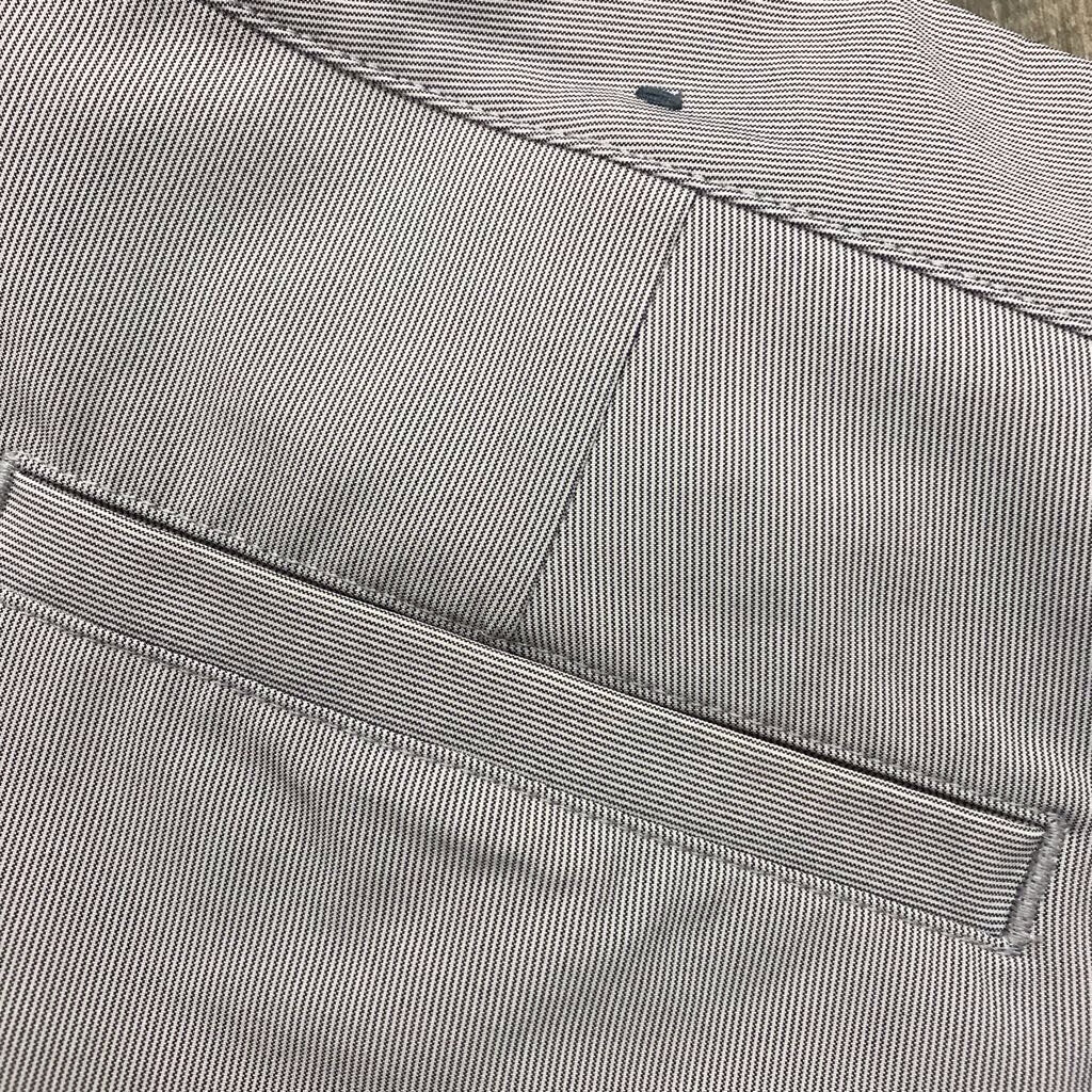 PINSTRIPED GOLF PANT